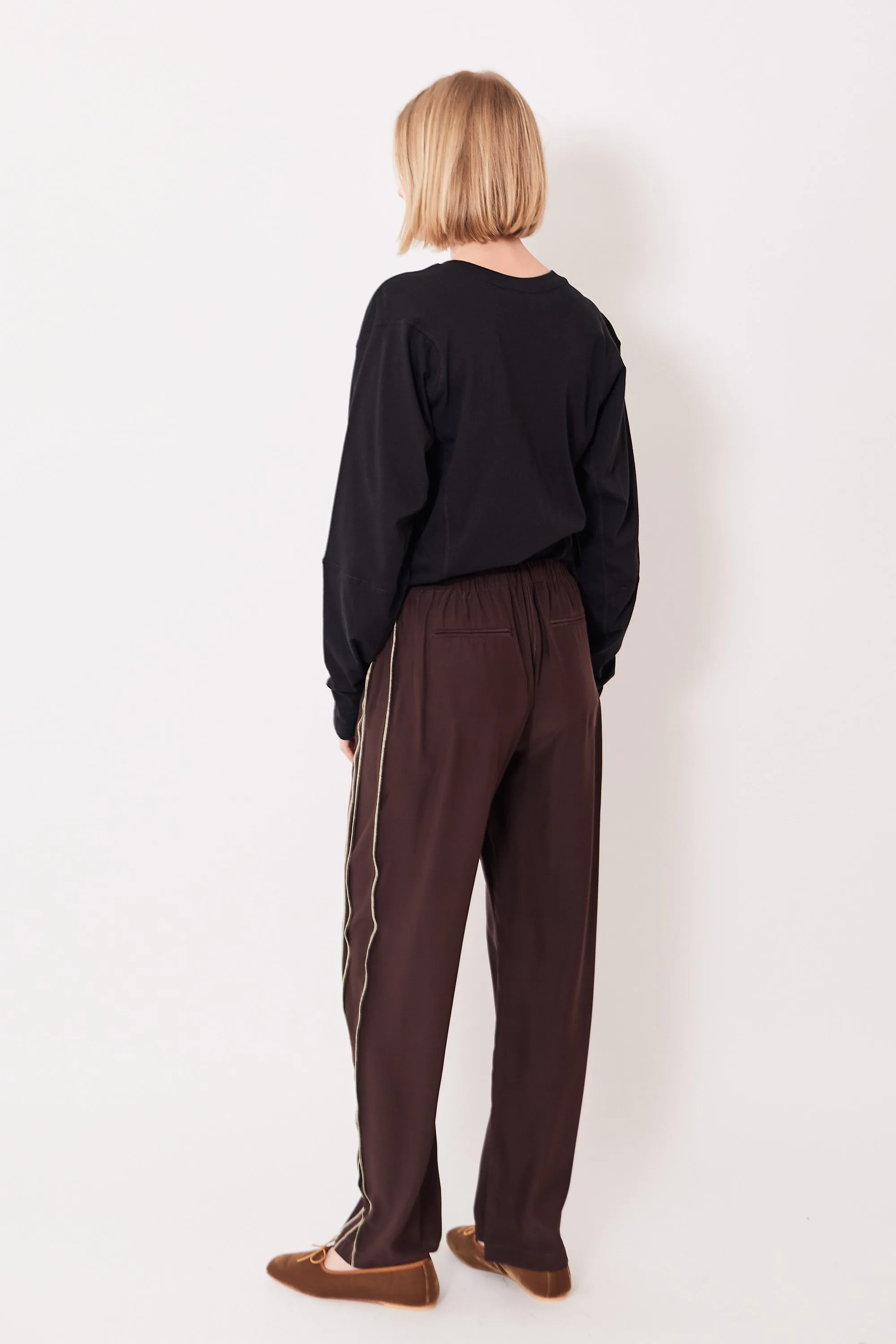 6397 Contrast Overlock Pull On Pant