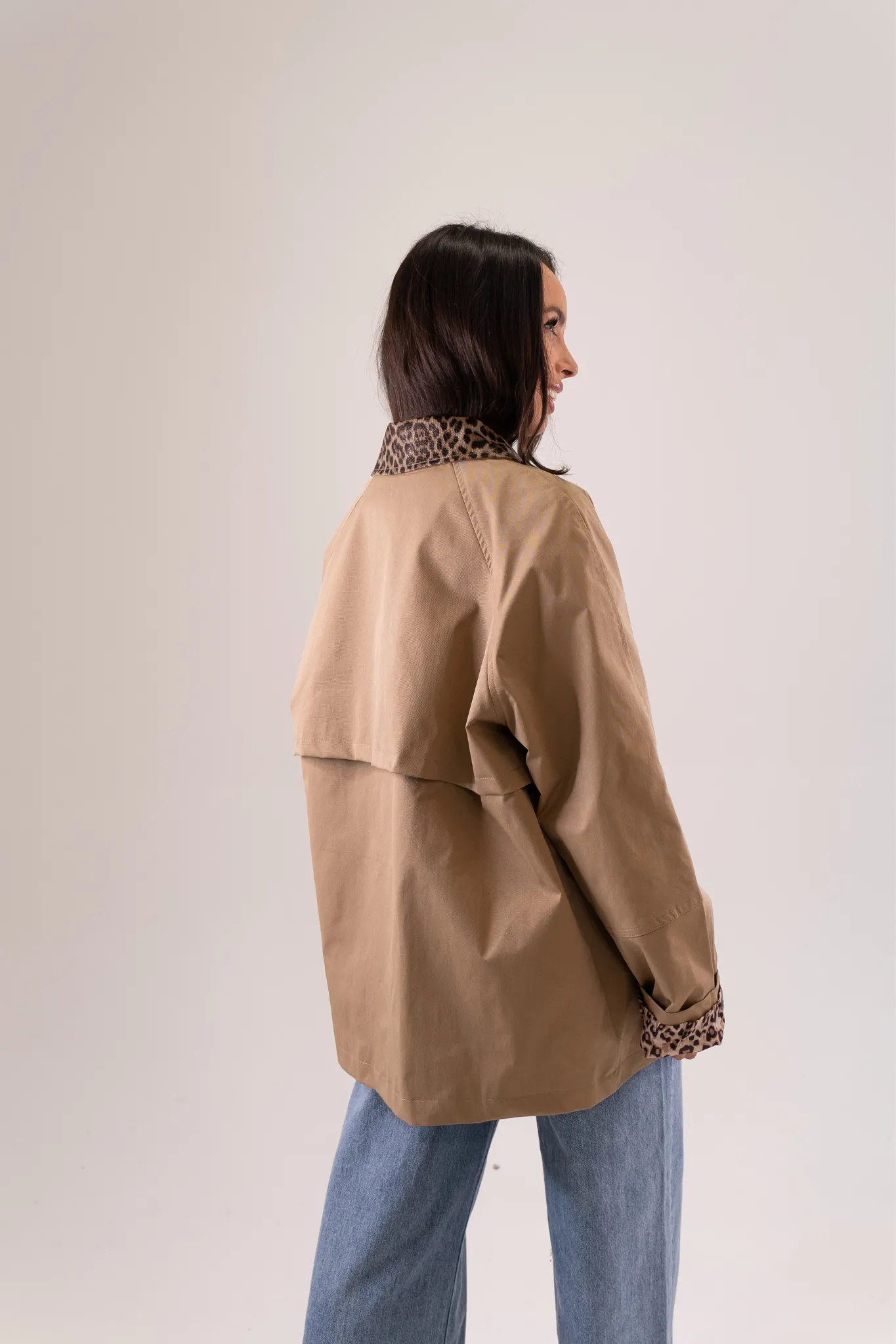 Caitlyn Leopard Contrast Trench Coat In Camel