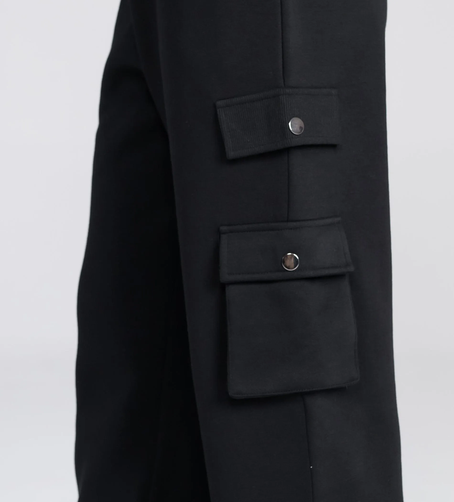Move all day black cargo trackpant