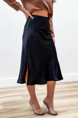 Sleek & Chic Classic Midi Skirt - Black